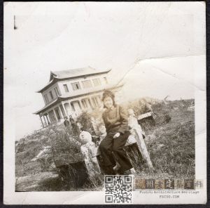 1950年左右拍摄的屏山镇海楼（来源：协和医院何明秀护士相册，林轶南收藏）